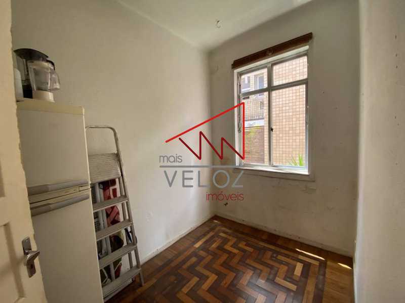 Apartamento à venda com 2 quartos, 68m² - Foto 5