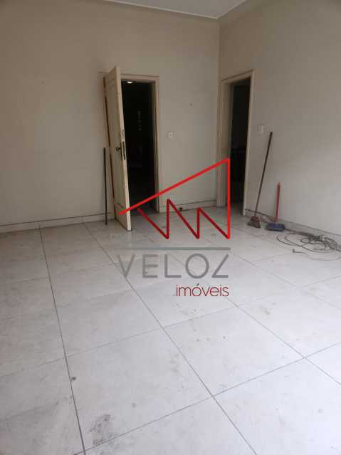 Apartamento à venda com 3 quartos, 80m² - Foto 5