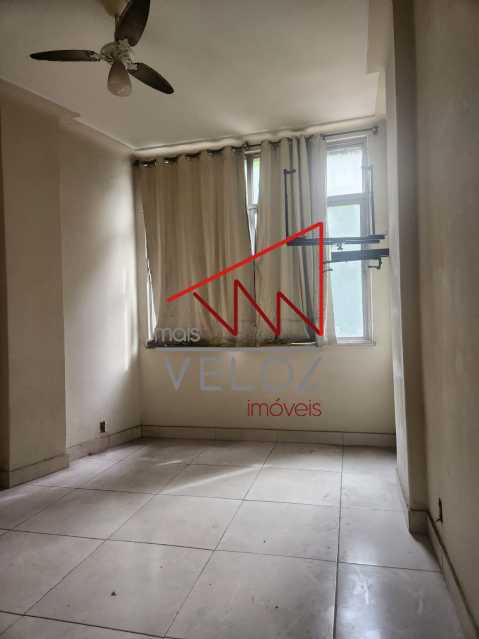 Apartamento à venda com 3 quartos, 80m² - Foto 8