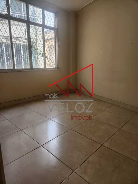 Apartamento à venda com 3 quartos, 80m² - Foto 11