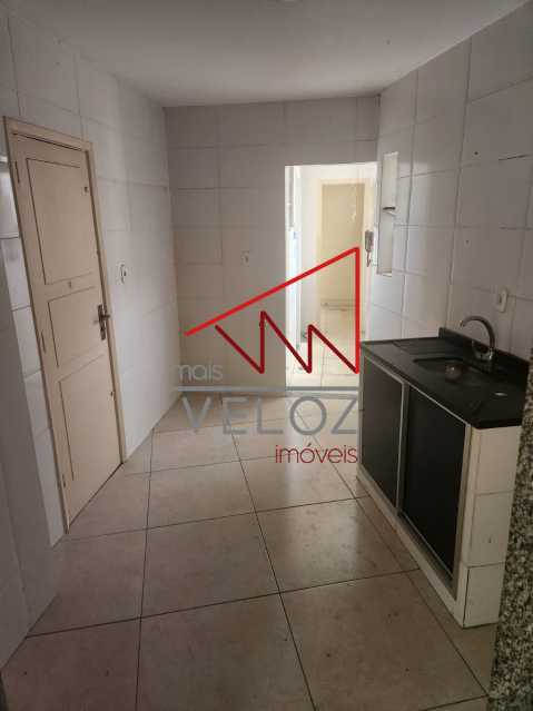 Apartamento à venda com 3 quartos, 80m² - Foto 18