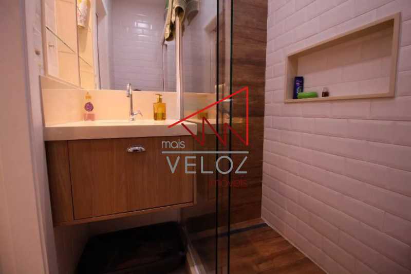 Apartamento à venda com 2 quartos, 57m² - Foto 17