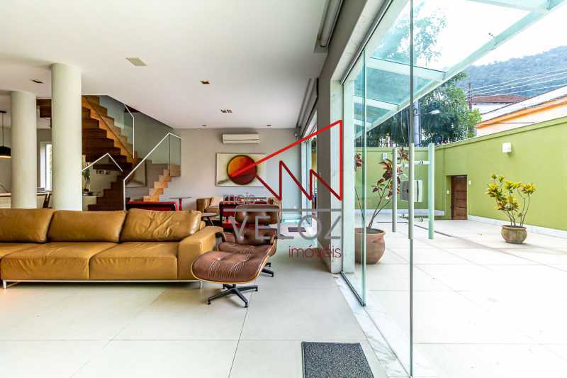 Casa de Vila à venda com 6 quartos, 595m² - Foto 6