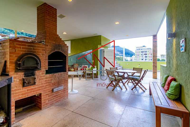 Casa de Vila à venda com 6 quartos, 595m² - Foto 23