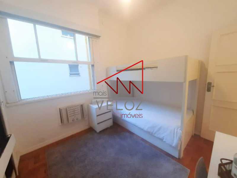 Apartamento à venda com 4 quartos, 219m² - Foto 15