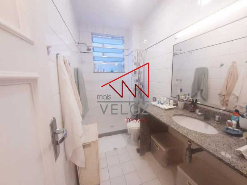 Apartamento à venda com 4 quartos, 219m² - Foto 19