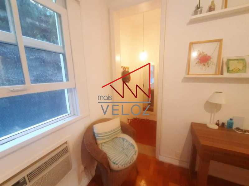 Apartamento à venda com 4 quartos, 219m² - Foto 20