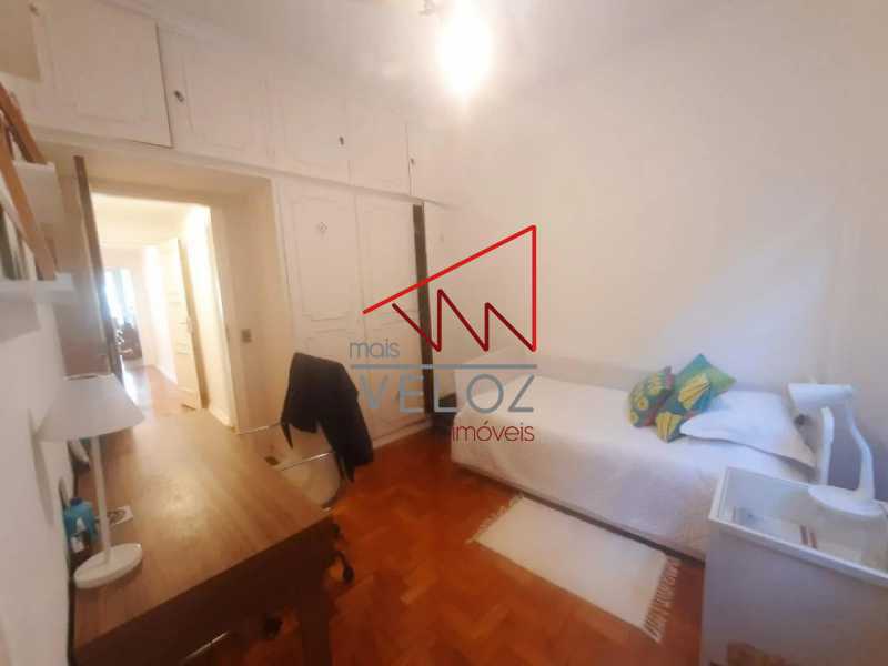 Apartamento à venda com 4 quartos, 219m² - Foto 21