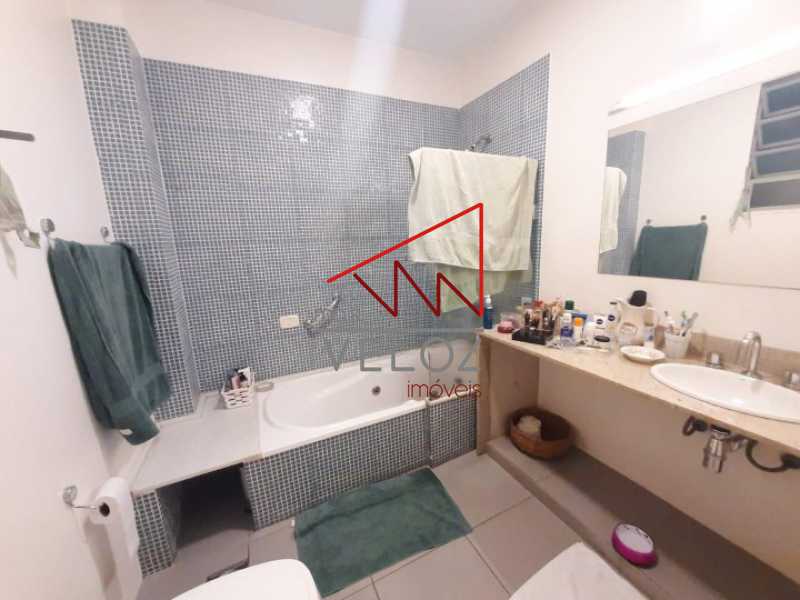 Apartamento à venda com 4 quartos, 219m² - Foto 24