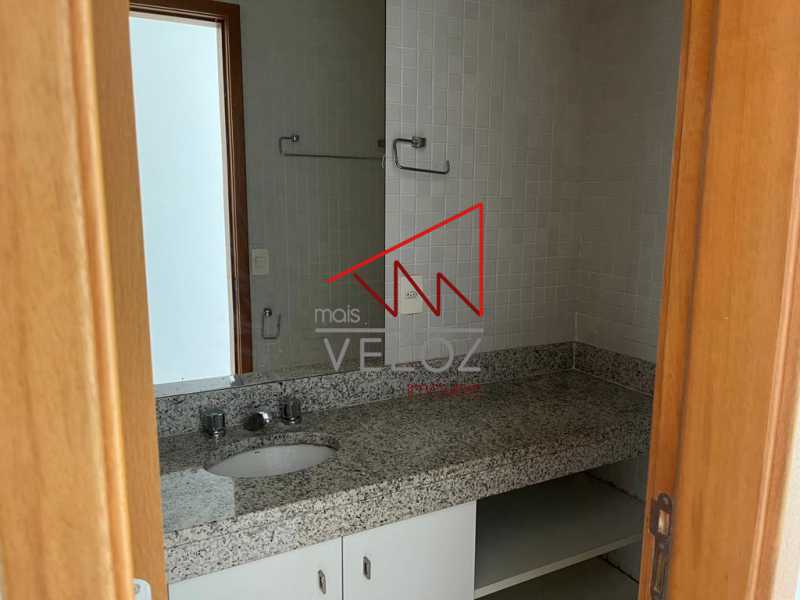 Cobertura à venda com 2 quartos, 130m² - Foto 14