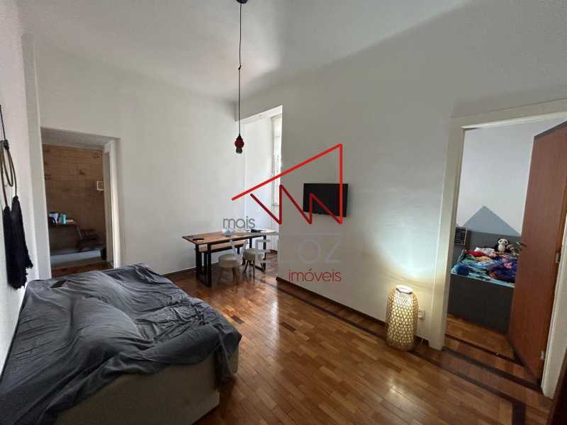 Apartamento à venda com 2 quartos, 57m² - Foto 1