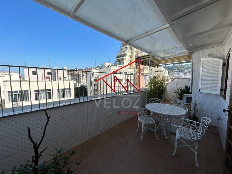 Apartamento à venda com 2 quartos, 102m² - Foto 1