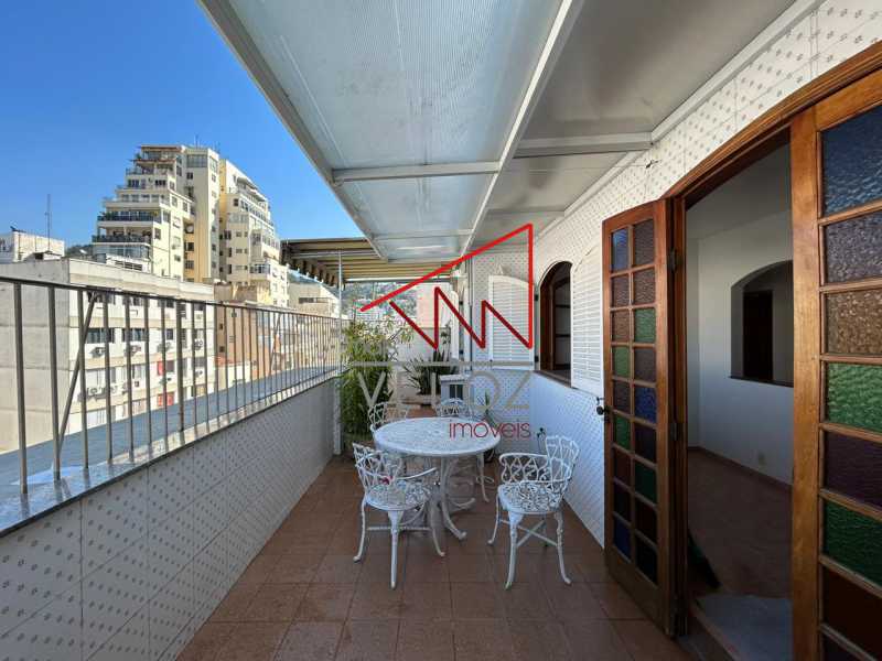 Apartamento à venda com 2 quartos, 102m² - Foto 9