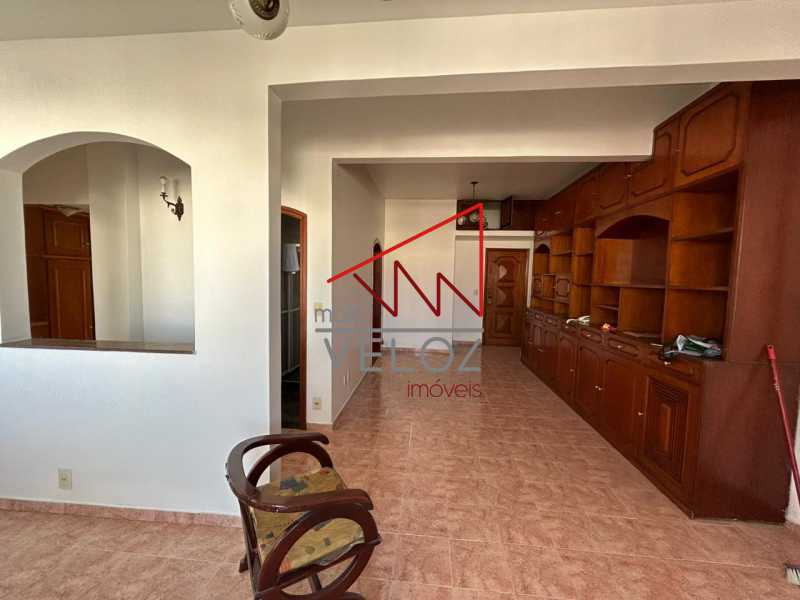 Apartamento à venda com 2 quartos, 102m² - Foto 13