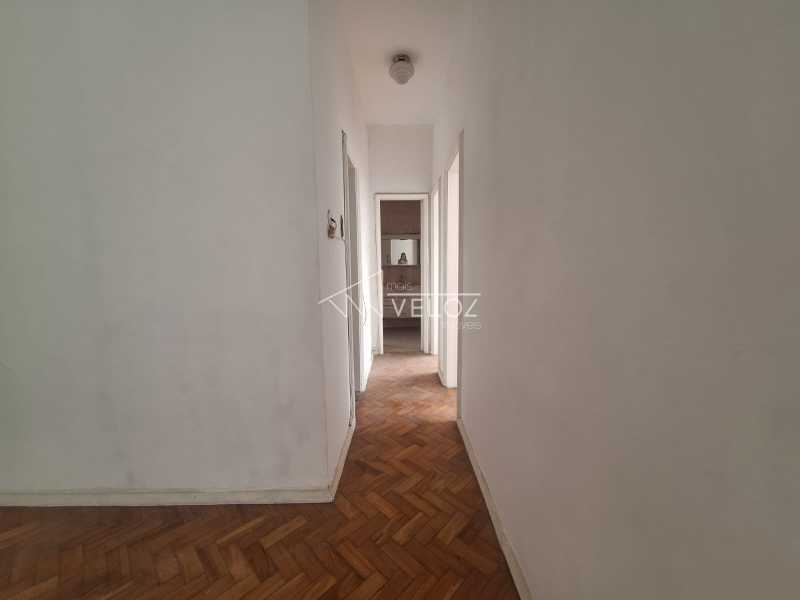 Apartamento à venda com 2 quartos, 64m² - Foto 8