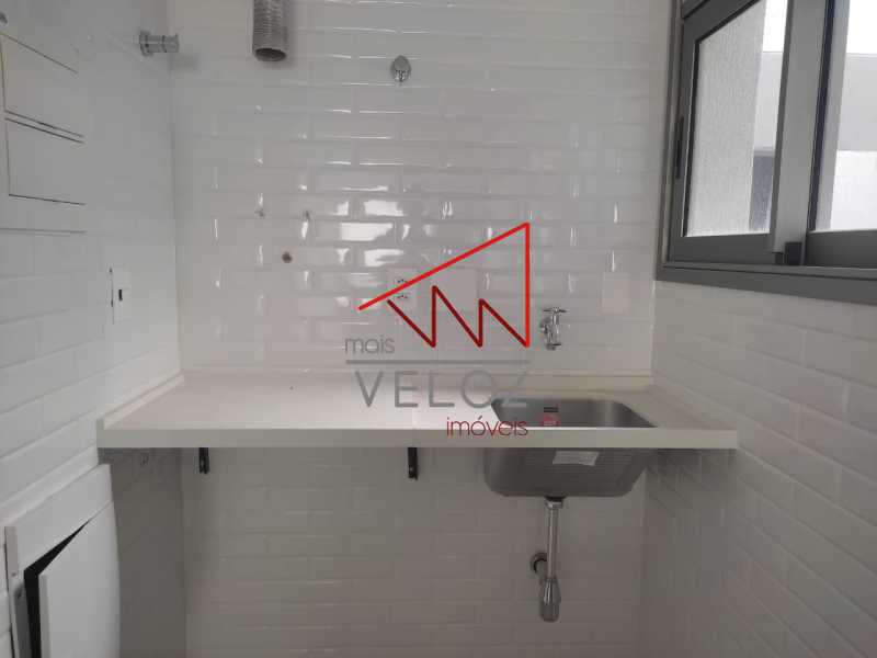 Apartamento à venda com 2 quartos, 72m² - Foto 11