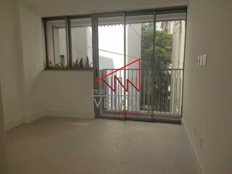 Apartamento à venda com 2 quartos, 72m² - Foto 3