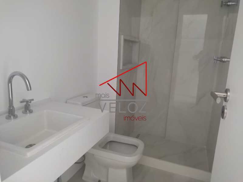 Apartamento à venda com 2 quartos, 72m² - Foto 22