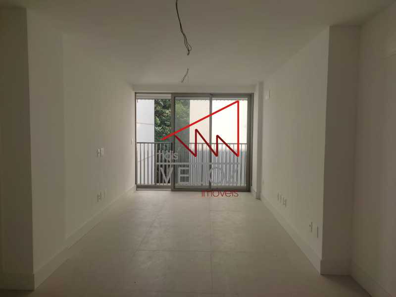 Apartamento à venda com 2 quartos, 72m² - Foto 1