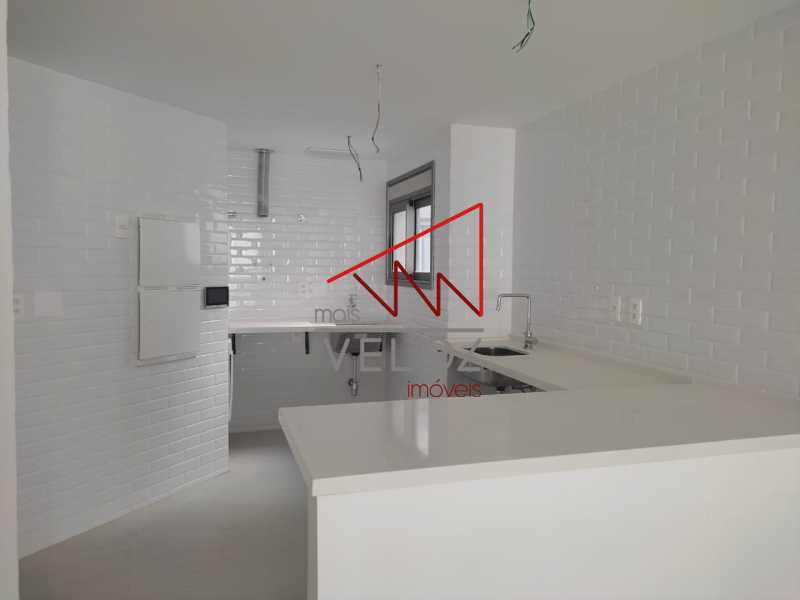 Apartamento à venda com 2 quartos, 72m² - Foto 17