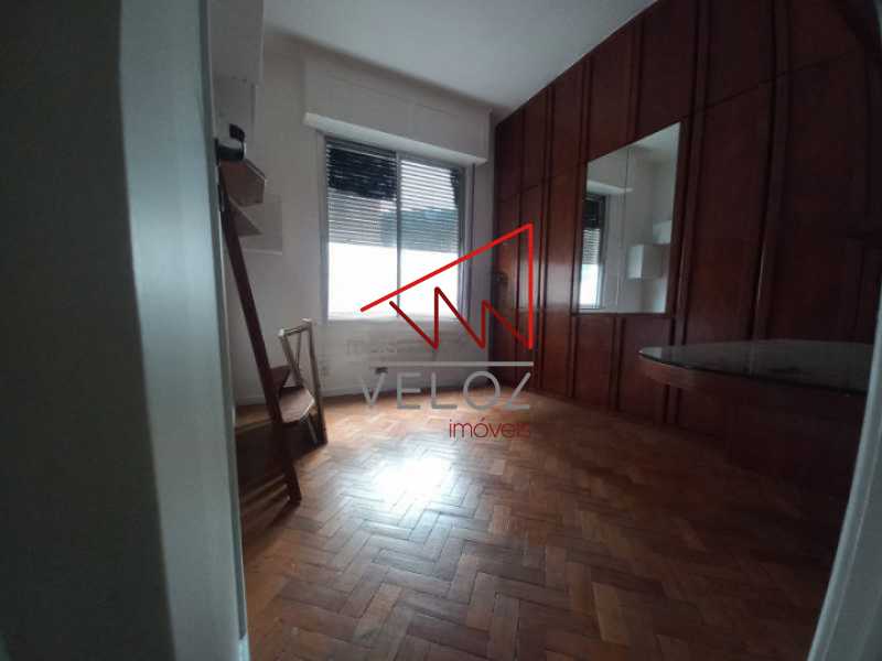 Apartamento à venda com 2 quartos, 64m² - Foto 10