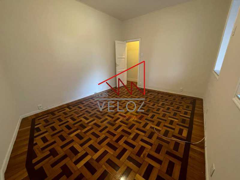 Apartamento à venda com 2 quartos, 90m² - Foto 9