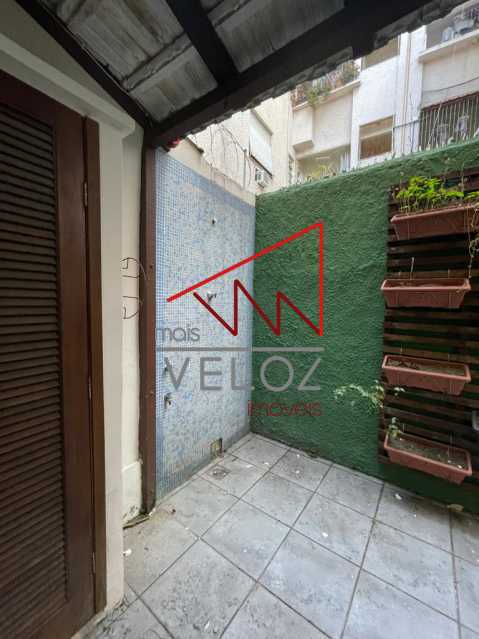 Apartamento à venda com 2 quartos, 90m² - Foto 24