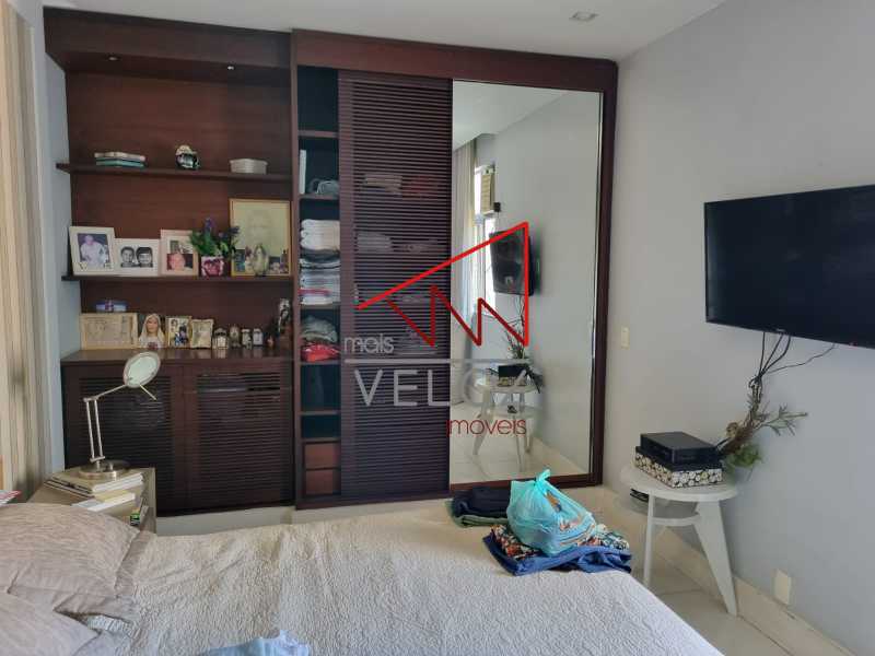 Apartamento à venda com 2 quartos, 100m² - Foto 13