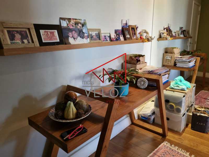 Apartamento à venda com 2 quartos, 100m² - Foto 19