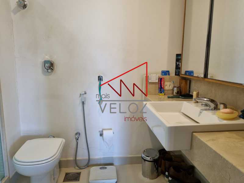 Apartamento à venda com 2 quartos, 100m² - Foto 24