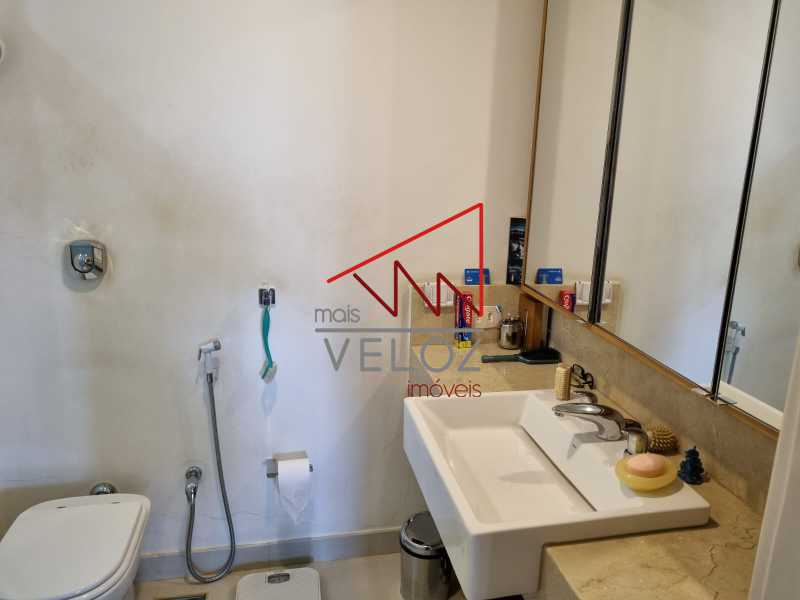 Apartamento à venda com 2 quartos, 100m² - Foto 26