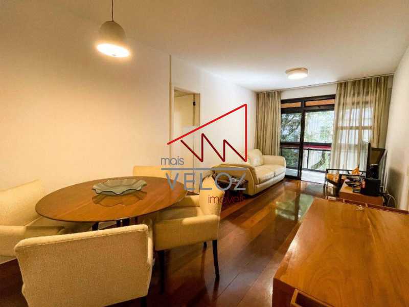 Apartamento à venda com 2 quartos, 106m² - Foto 3