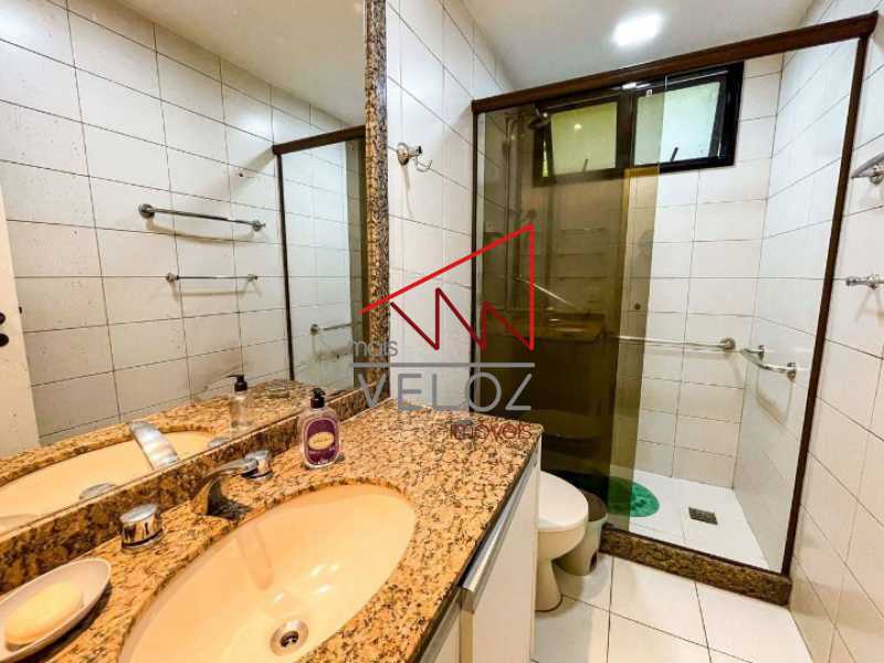 Apartamento à venda com 2 quartos, 106m² - Foto 11