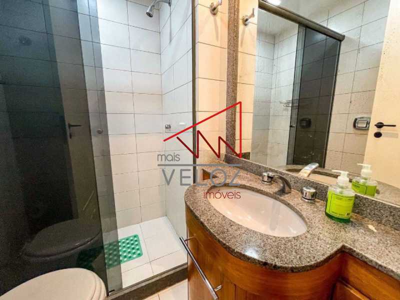 Apartamento à venda com 2 quartos, 106m² - Foto 21