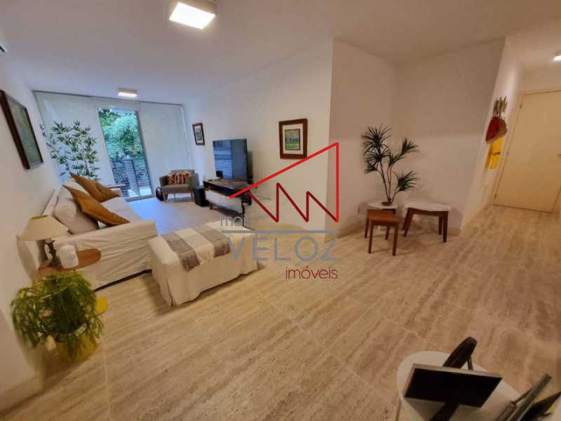 Apartamento à venda com 2 quartos, 83m² - Foto 4