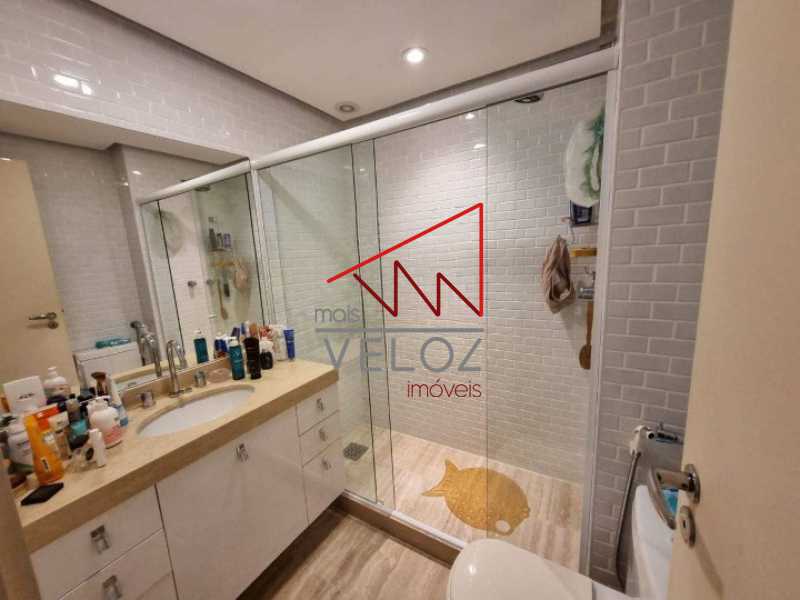 Apartamento à venda com 2 quartos, 83m² - Foto 10