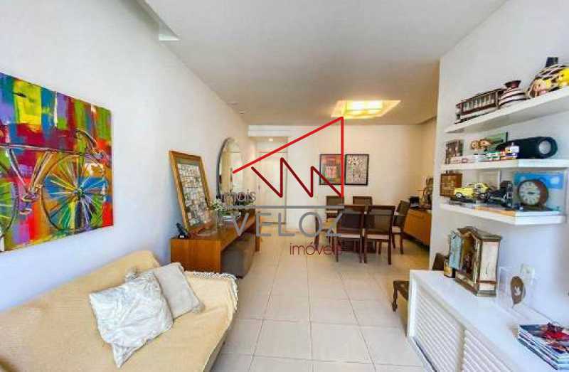 Apartamento à venda com 3 quartos, 97m² - Foto 3