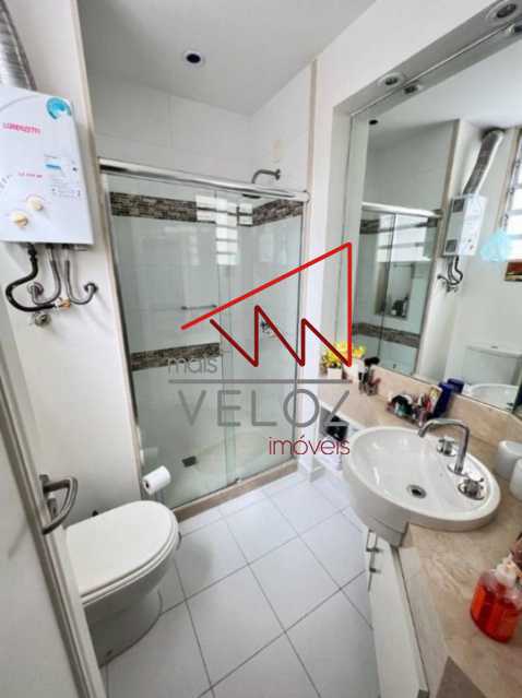 Apartamento à venda com 3 quartos, 130m² - Foto 14