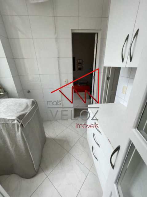 Apartamento à venda com 3 quartos, 130m² - Foto 15