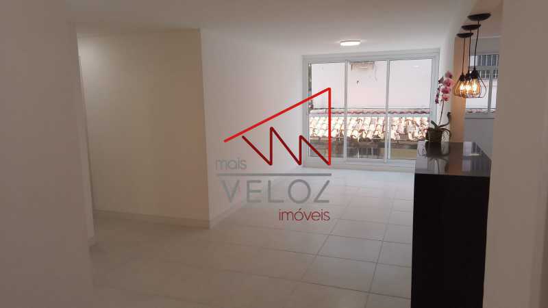 Apartamento à venda com 2 quartos, 78m² - Foto 12