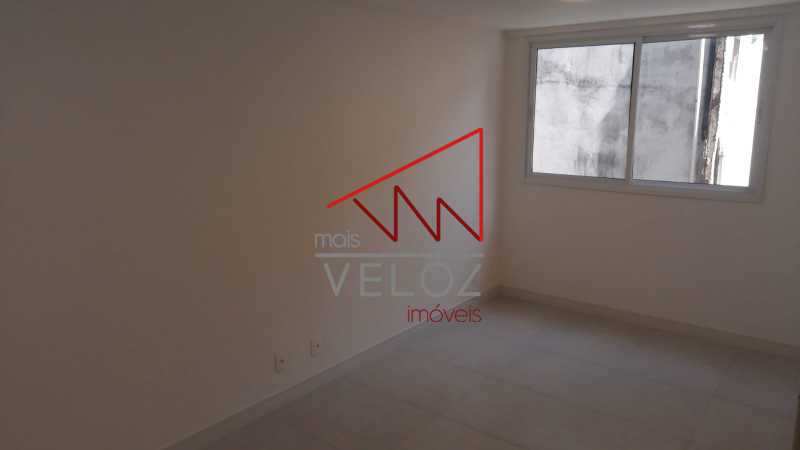 Apartamento à venda com 2 quartos, 78m² - Foto 22