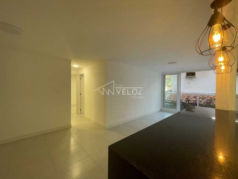 Apartamento à venda com 2 quartos, 78m² - Foto 1