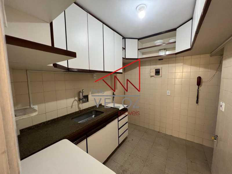 Apartamento à venda com 2 quartos, 66m² - Foto 15