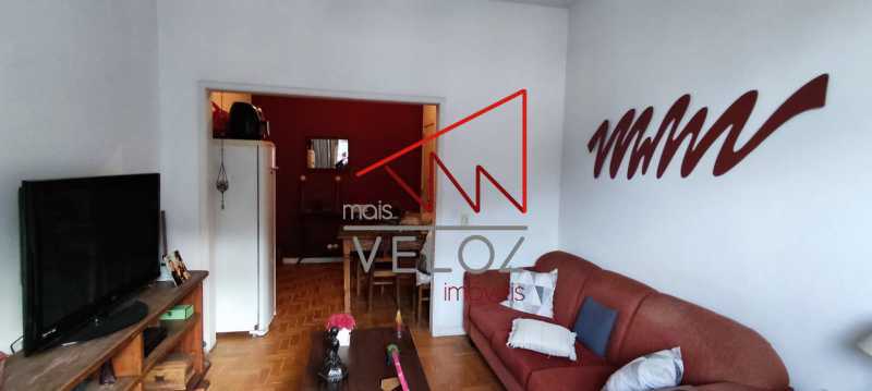 Apartamento à venda com 3 quartos, 110m² - Foto 2