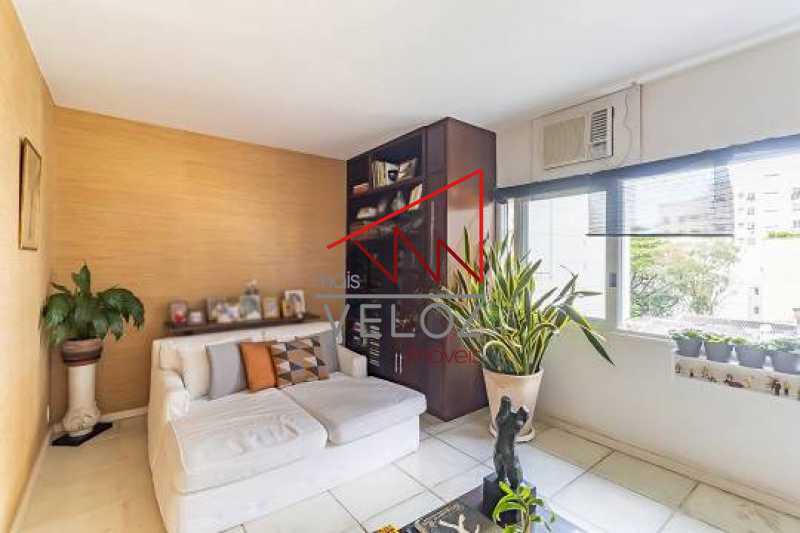 Apartamento à venda com 3 quartos, 111m² - Foto 2