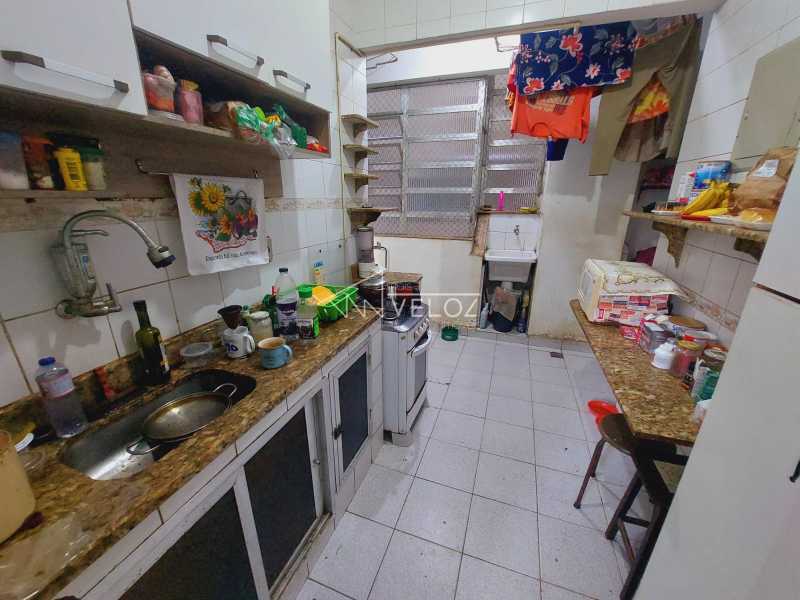 Apartamento à venda com 2 quartos, 68m² - Foto 7