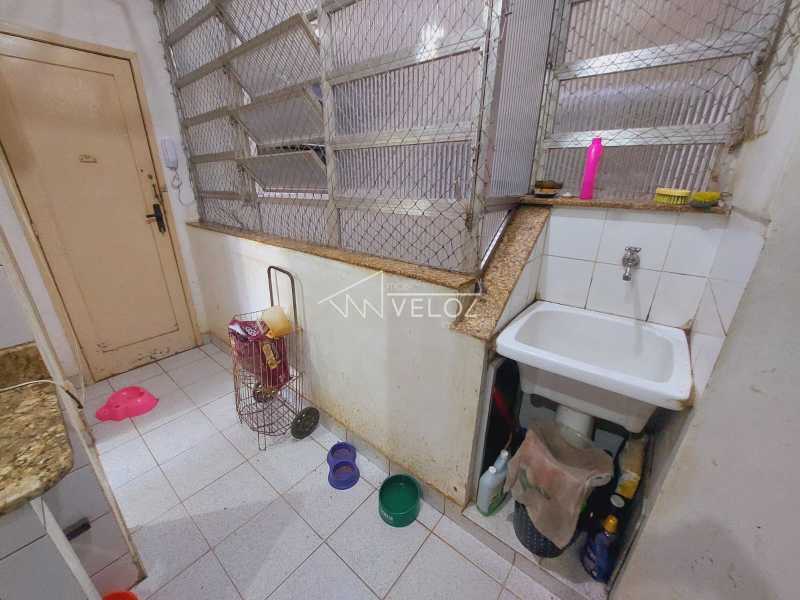 Apartamento à venda com 2 quartos, 68m² - Foto 9