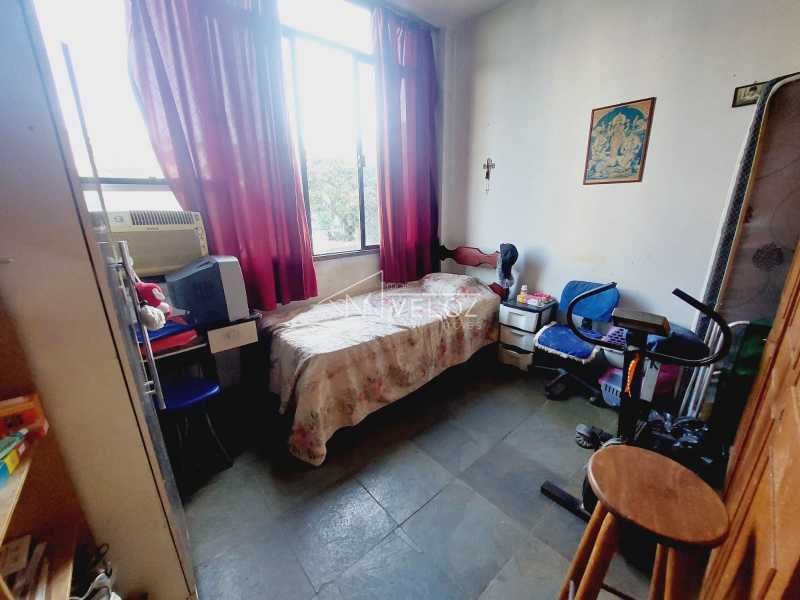 Apartamento à venda com 2 quartos, 68m² - Foto 11