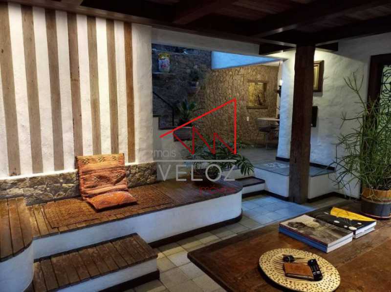 Casa à venda com 4 quartos, 354m² - Foto 10