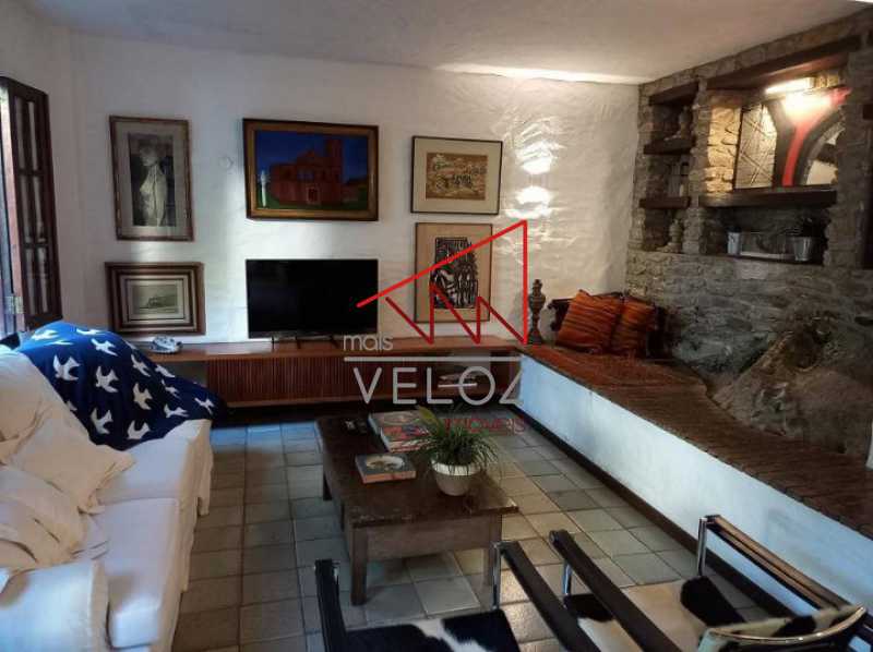 Casa à venda com 4 quartos, 354m² - Foto 5